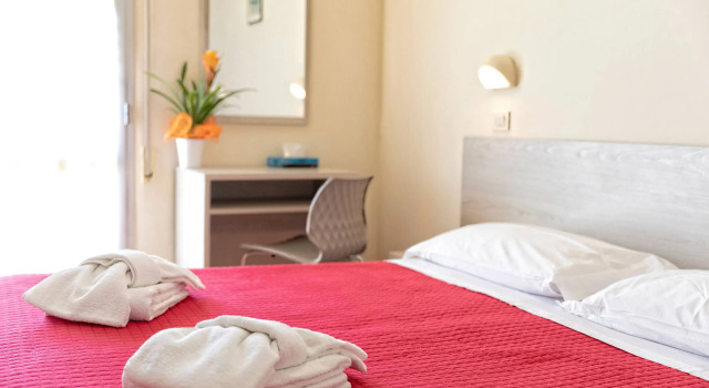 Hotel Lem, Забронировать Отель Отели Римини - центра городов - Римини с бассейном, Бассейн