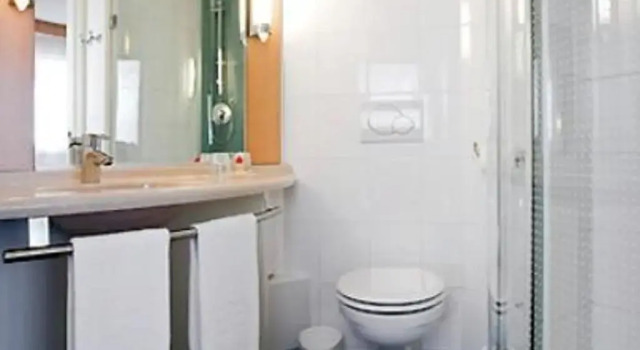 Standard chambre Ibis Cotonou
