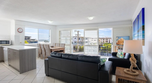 Апартаменты Coral Sea Apartments