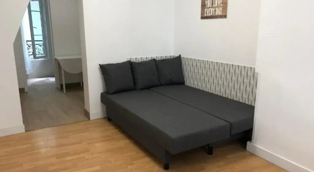 New Saint Maur-Logement Lovely Flat 32m2, Забронировать Апартаменты/квартира Отели Парижа с парковкой, рядом с Курон, Парковка