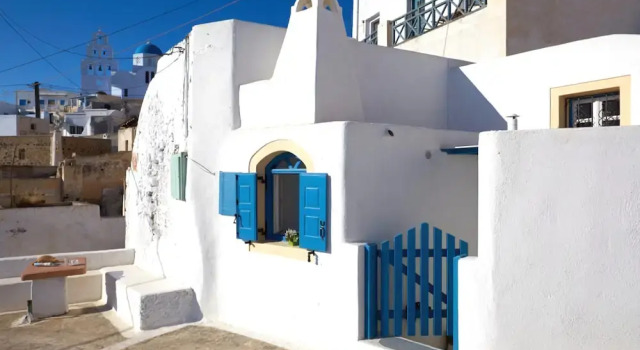 Pyrgos Houses By Voreina