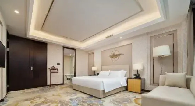 Люкс Deluxe Jinjiang International Hotel