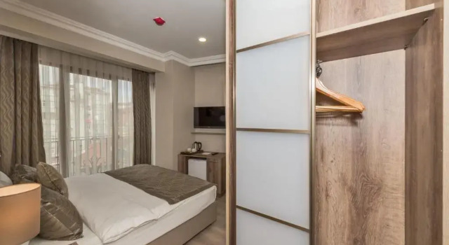 Двухместный номер Standard Alphonse Hotel