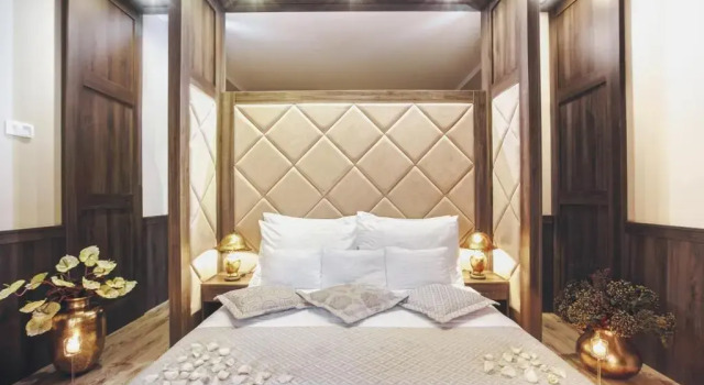 Люкс Deluxe Komló Hotel Gyula