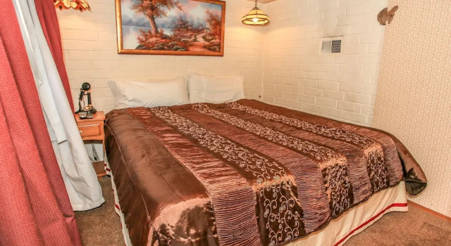 Cornerstone Cabin -fun And Cozy Home With A Hot Tub That Backs To The National Forest! 1 Bedroom Home