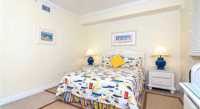 Hidden Dunes 405 - Three Bedroom Condo, Rezerwuj Hotel Hotele w Lower Grand Lagoon z parkingiem, Parking