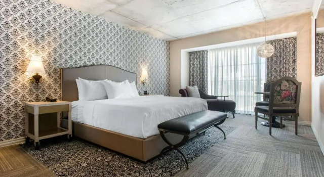 Двухместный люкс Cambria Hotel New Orleans Downtown Warehouse District