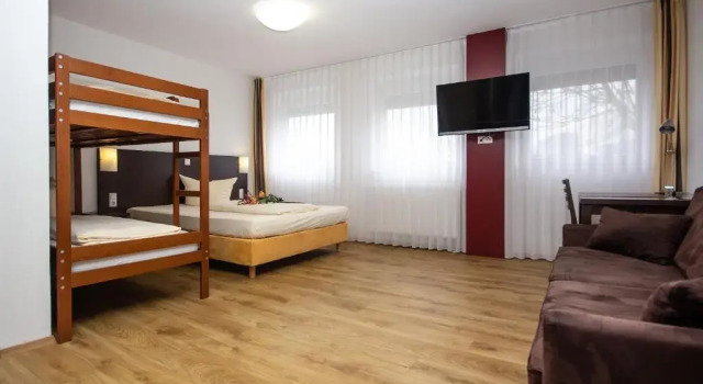 Трёхместный номер Standard iQ-Hotel