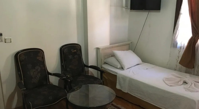 Grand Angel Hotel