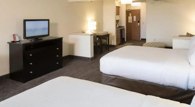Номер Deluxe Holiday Inn Express Hotel & Suites-Saint Joseph by IHG