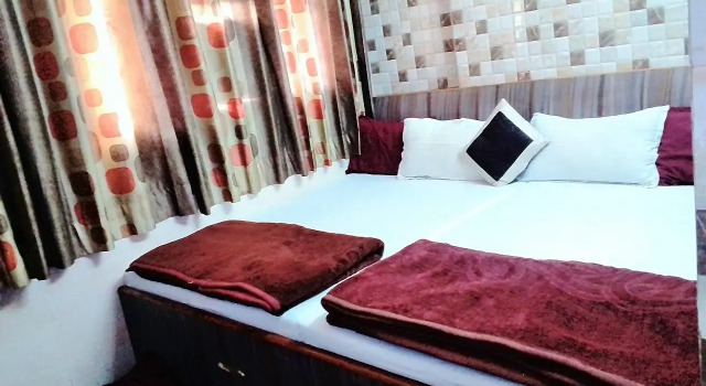 Двухместный номер Deluxe Ajanta Hotel 100 Mtrs Railway Station & 400 Mtrs Dargah
