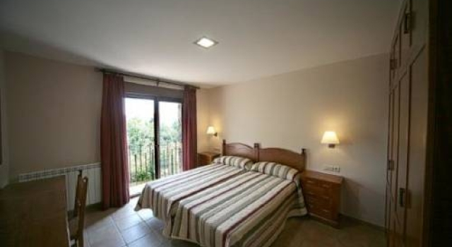 Apartamentos Rurales Casa Garcés, Book Apartment Hotels in Aragon with Parking, Parking
