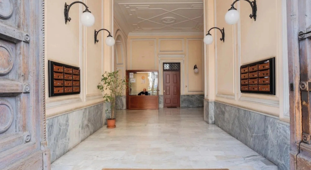 Buonaurio Home, Забронировать Отель «постель и завтрак» Отели Неаполя с парковкой, рядом с Кастель-Нуово, Парковка