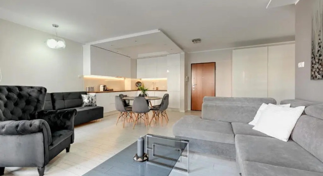 Aura by Downtown Apartments
