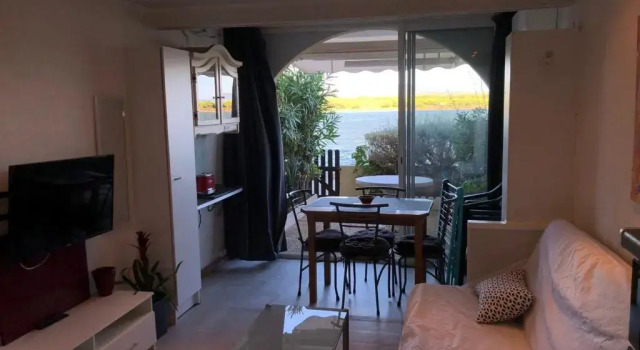 Appartement Port Leucate, 2 pièces, 4 personnes - FR-1-81-393, Book Lejlighed Hoteller i Corbières med parkering, Parkering