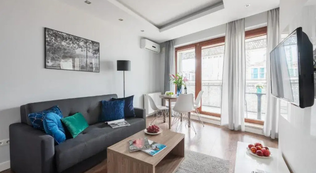 Browary Warszawskie P&O Serviced Apartments, Забронировать Апартаменты/квартира Отели Варшавы с парковкой, рядом с Варшавский торговый центр, Парковка