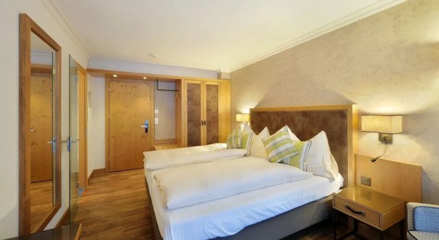 Двухместный номер Economy с балконом и с видом на горы Apartments Kirchbühl