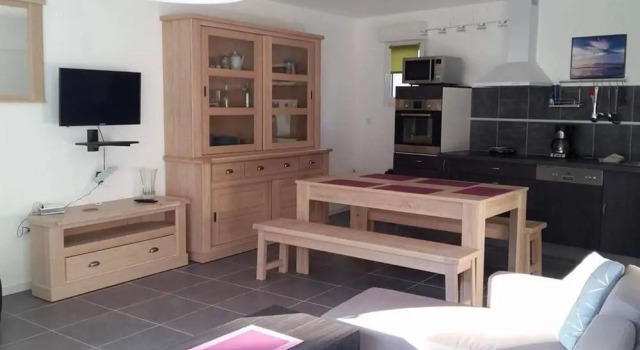 House With 2 Bedrooms in Calvisson, With Pool Access, Enclosed Garden