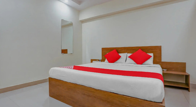 OYO 82380 Harshita Inn, Забронировать Отель Отели штата Махараштры 3 звезды, 3*
