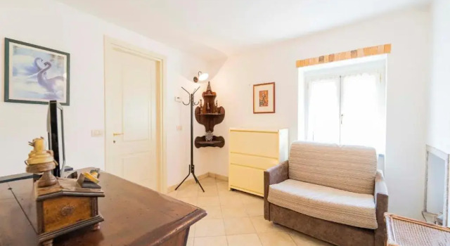 129 - Casa indipendente Velva, 15 km dal mare