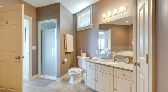 4 Mi to German Village: Studio w/ Hot Tub!, Rezerwuj Apartament Millersburg Ohio