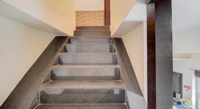 OYO 5512 Hotel Avenue, Забронировать Отель Отели штата Махараштры 3 звезды, 3*