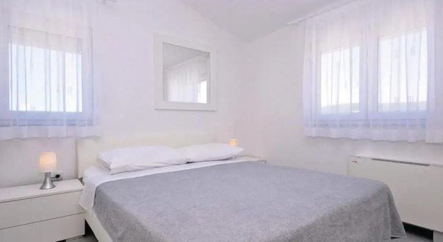 Beautiful Home in Bibinje With Wifi and 1 Bedrooms, Забронировать Отель Отели Задарской жупания 3 звезды, рядом с Пляж Марина Далмация, 3*