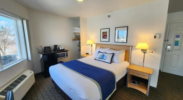 Двухместный номер Standard с балконом South Pier Inn
