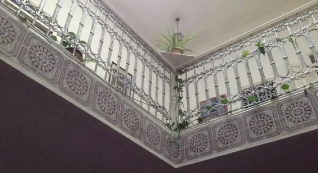 Riad La Perla, Rezerwuj Hotel Hotele w Tanger-Tetouan z parkingiem, Parking