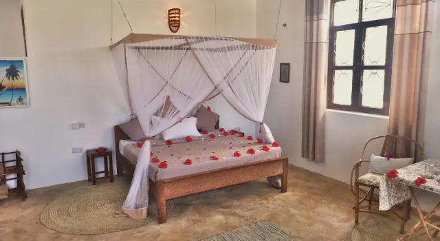 Moonshine Villa