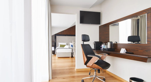 Двухместный люкс INX Design Hotel