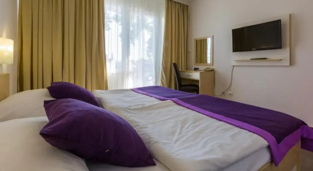 Двухместный номер Superior с балконом и с частичным видом на море Hotel Slaven