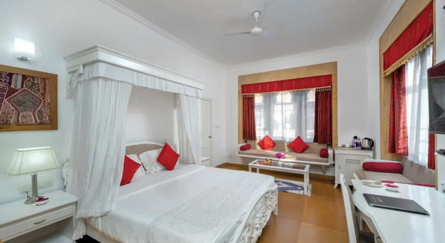 Номер Deluxe Rang Mahal Jaisalmer