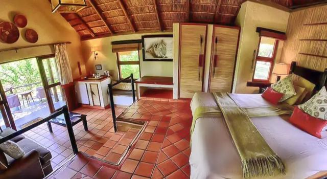 Madikwe River Lodge By Dream Resorts, Забронировать Отель Отели Северо-Западной провинции с парковкой, Парковка