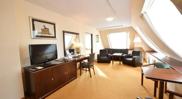 Полулюкс Piramida Park Hotel & Wellness