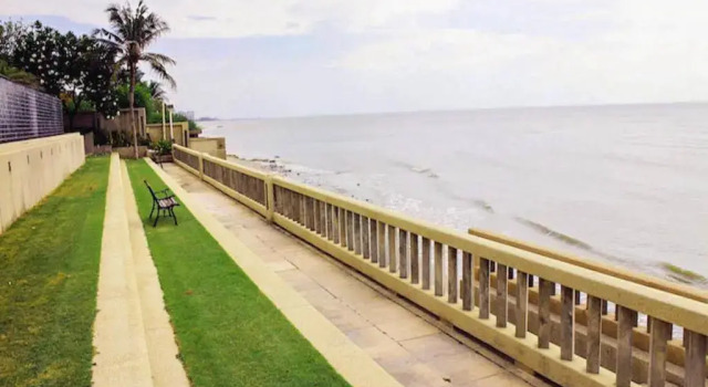 Апартаменты с 2 комнатами с балконом и с красивым видом из окна The Trust Pool and Garden Hua Hin