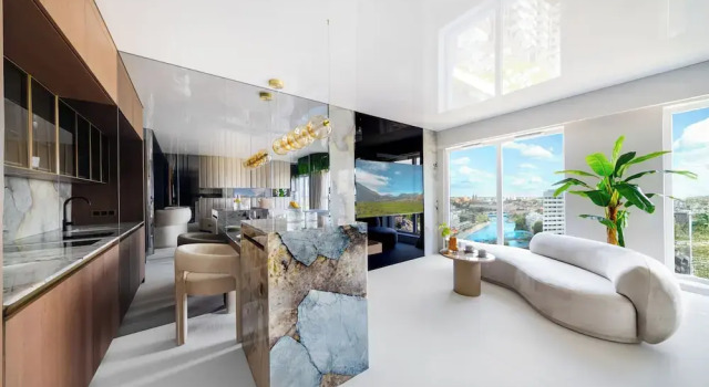 Люкс Amber & Wood 5 min to Old Town Parking River View & Balcony by UniqueRent