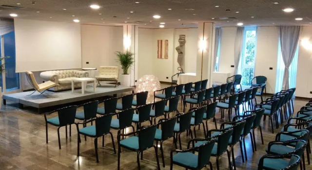 B&B Hotel Fabriano Janus, Book Bed and Breakfast Hoteller i Fabriano med pool, Swimmingpool
