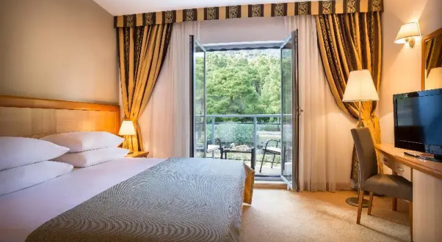 Двухместный номер Superior с балконом Aminess Vival Grand Azur Hotel