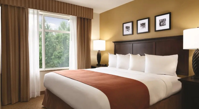Люкс c 1 комнатой Country Inn & Suites by Radisson, Oklahoma City at Northwest Expressway, OK