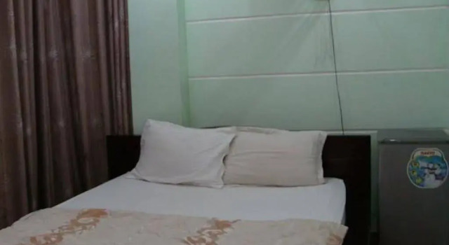 Loan Phuong Hotel, Забронировать Отель Хошимин провинция Хошимин, рядом с CGV Cinema CT Plaza