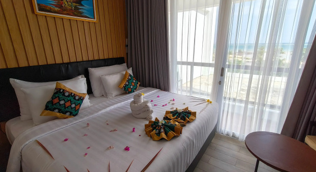Номер Deluxe Raja Hotel Kuta Mandalika Resort & Convention
