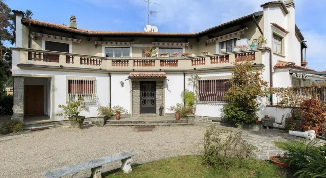 Impero House Rent - Il Cortile, Забронировать Апартаменты/квартира Апартаменты Пьемонта, Апартаменты/квартира