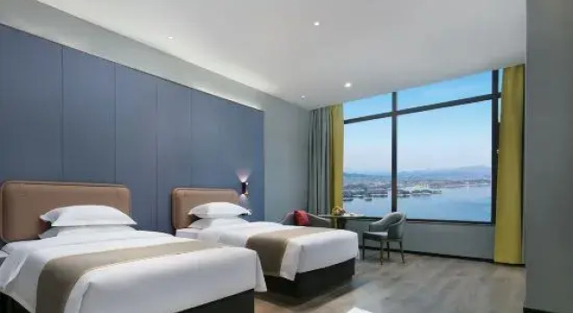Люкс Executive Daems Grand Hotel(Yuanjiang Rainbow island)