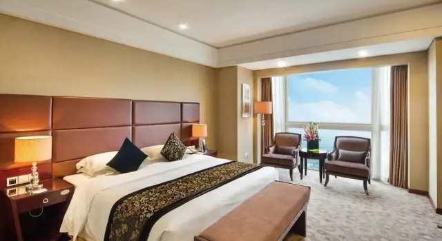 Двухместный номер Executive Shenzhen Century Kingdom Hotel