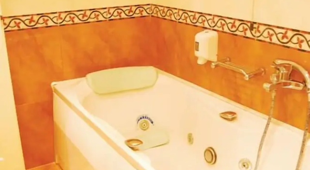 Номер Deluxe с балконом Ephira Hotel