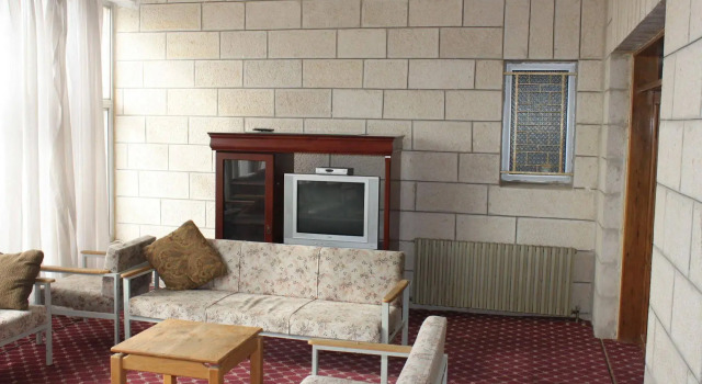 St Andrews Guesthouse Ramallah, Boek Pension Hotels in Ramallah met ontbijt, in de buurt van UNESCO Ramallah Office, Ontbijt
