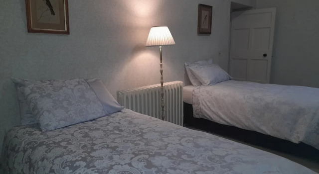 2 Bed Suite With Tea/coffee Making Facilities, จอง อพาร์ทเมนท์ Kells Meath