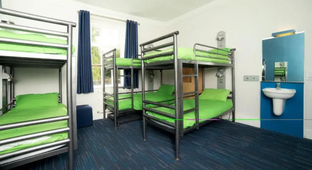 Кровать в общем номере YHA Grinton Lodge