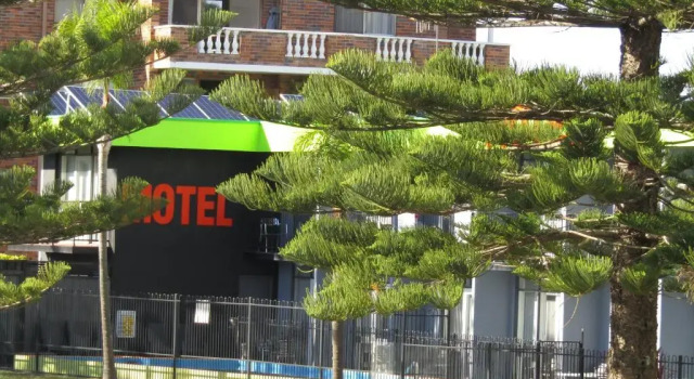 Двухместный номер Deluxe с балконом и с видом на воду Le George Motel